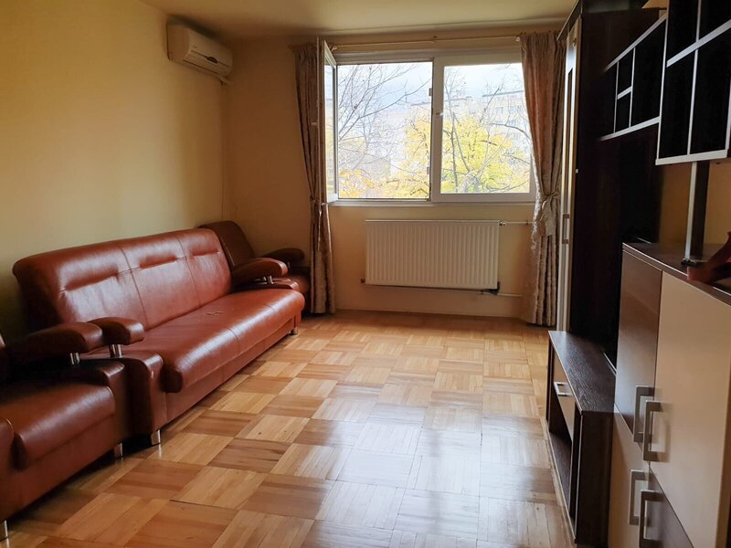 Titan metrou, vanzare apartament 4 camere,